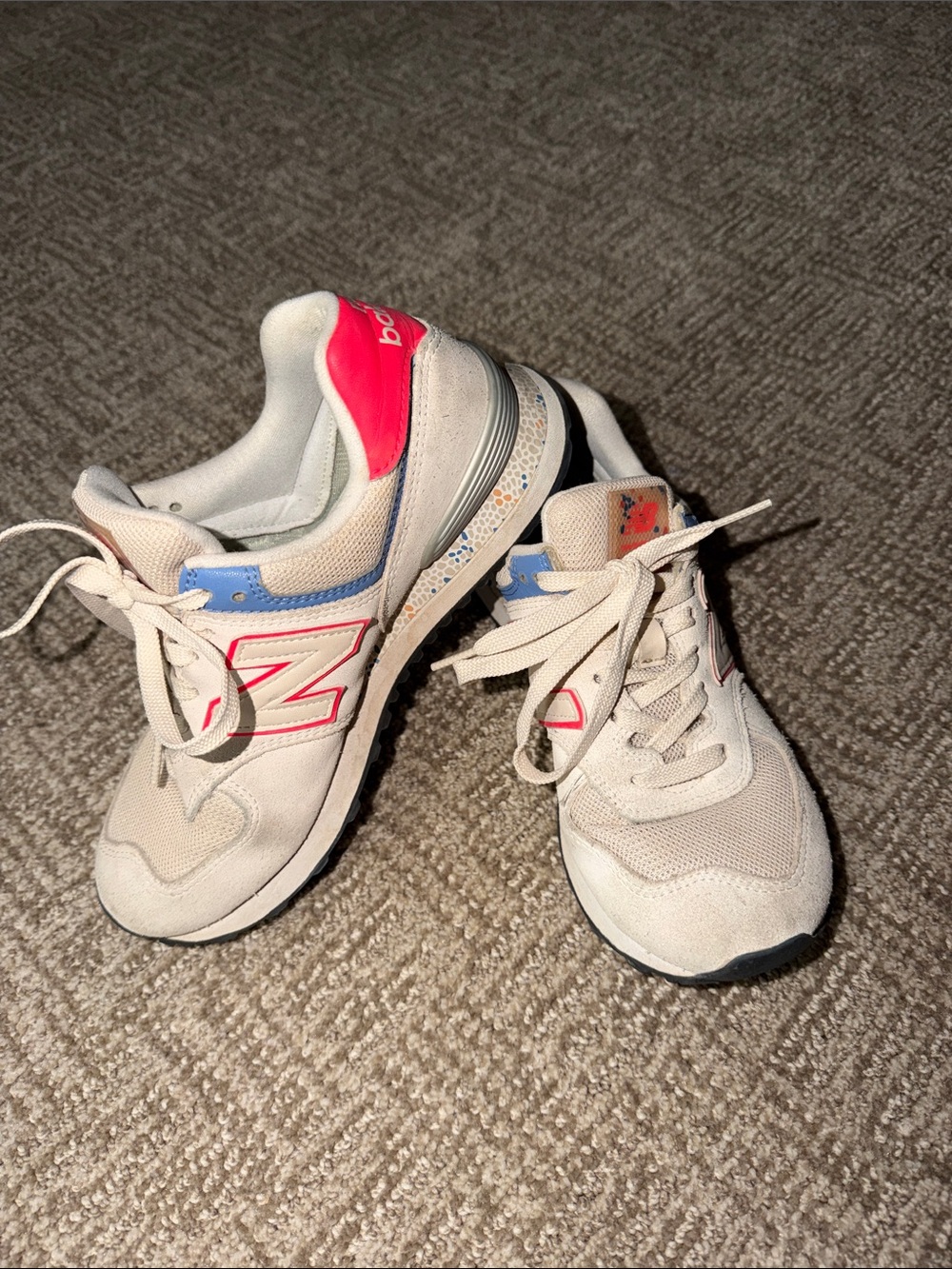 Women’s New Balance 574